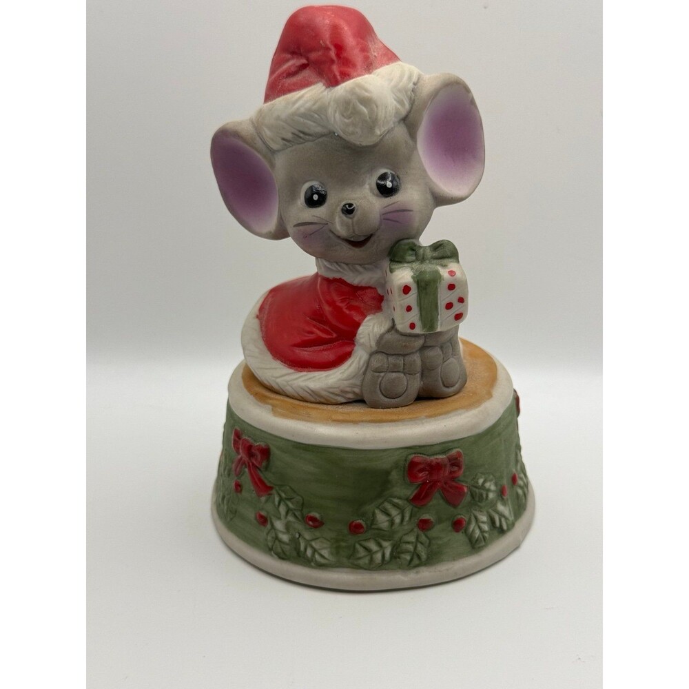 Vintage 1970’s Enesco Christmas Mouse Music Box